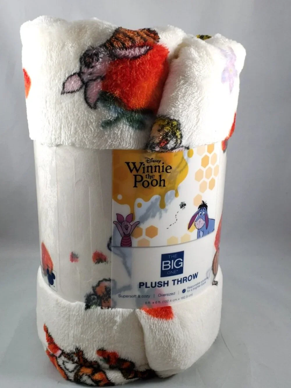 The Big One Plush Throw Blanket Disney 100 Years Winne the Pooh & Berries New